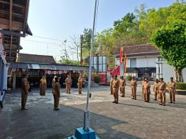Apel Pagi Pamong Kalurahan Sidoharjo: Perkuat Kesiapan Menyambut HUT Kemerdekaan RI ke-81
